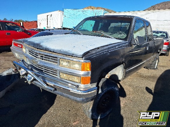 1998 CHEVROLET C1500 available for parts