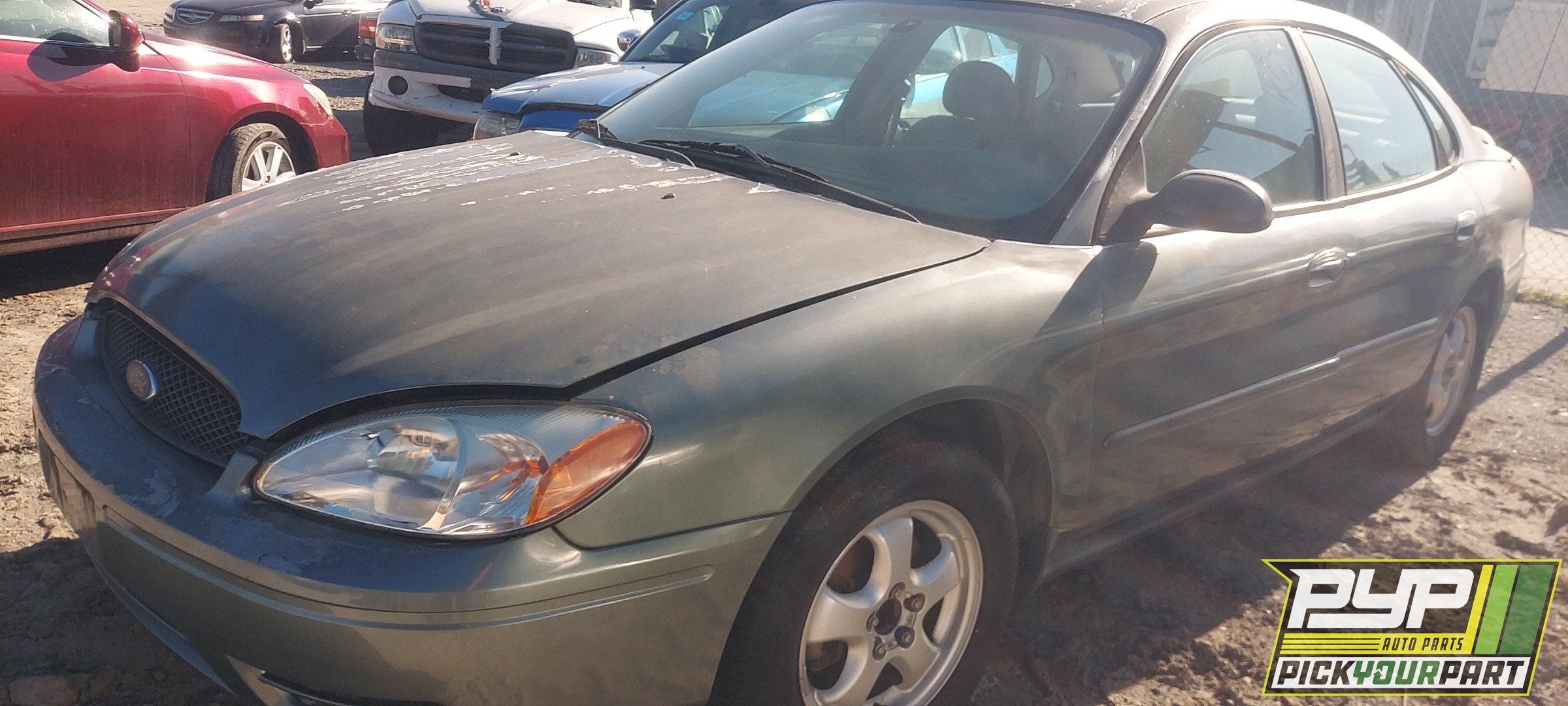 2005 FORD TAURUS available for parts