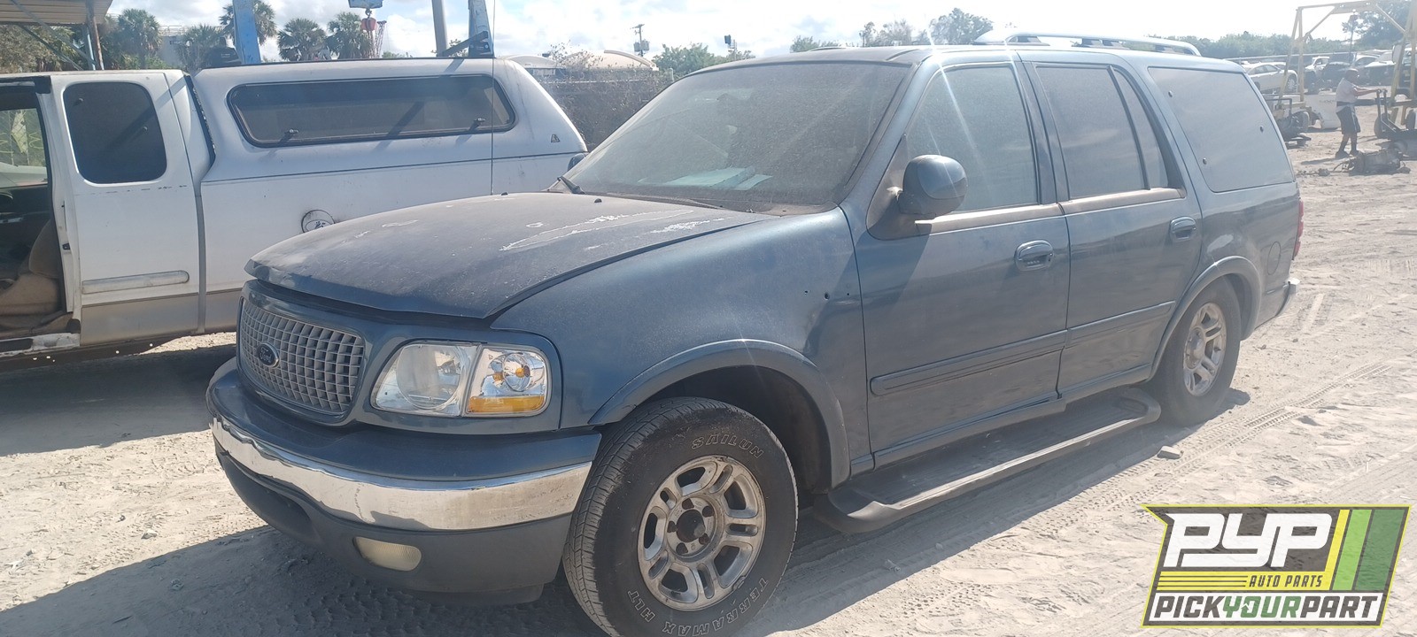 1999 FORD EXPEDITION available for parts