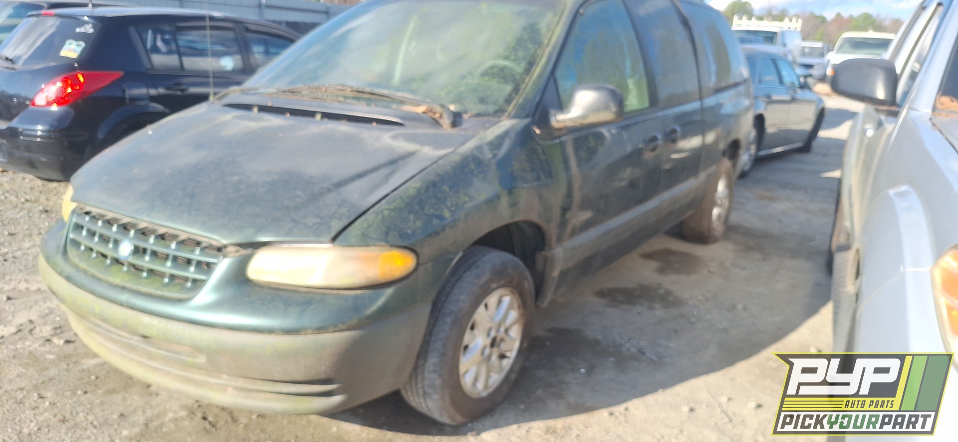 1997 PLYMOUTH GRAND VOYAGER available for parts