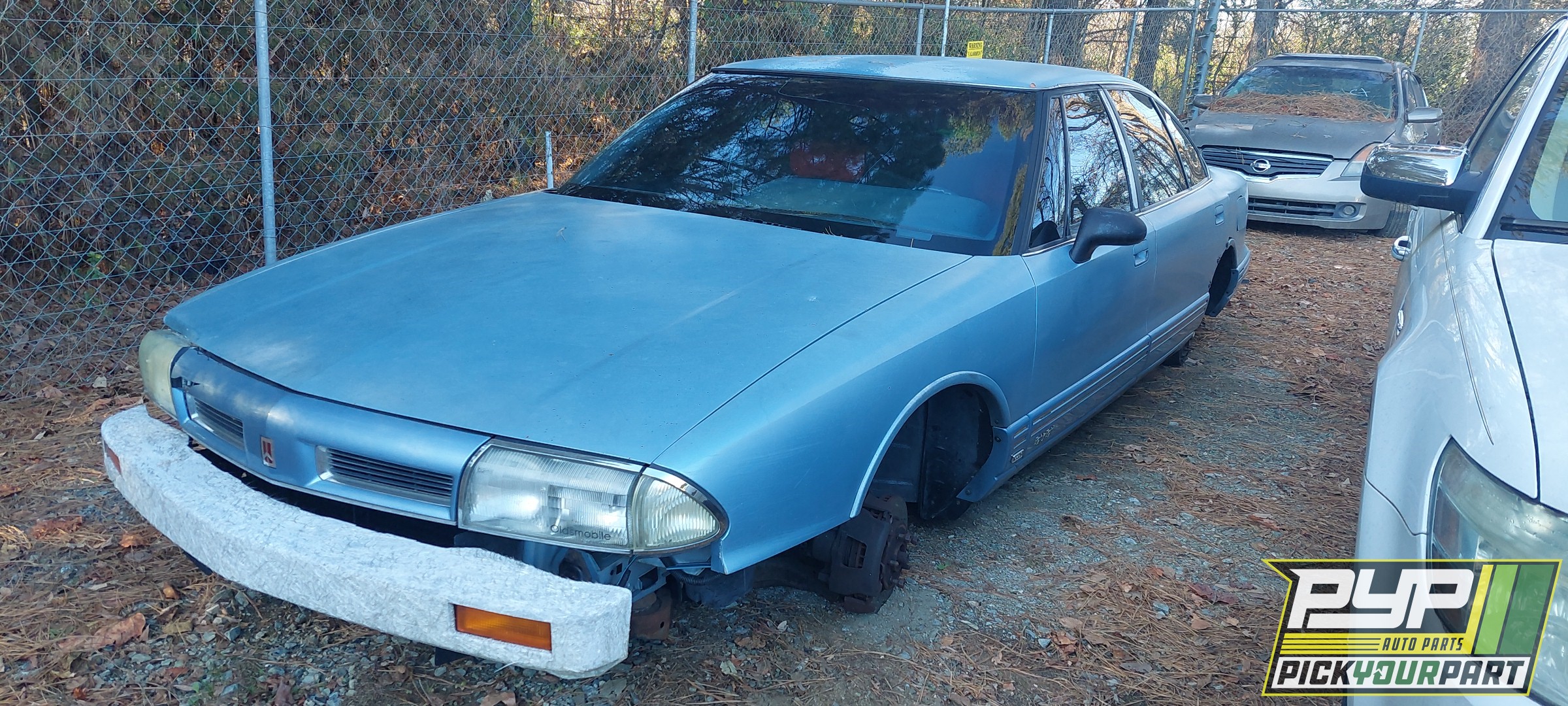 1992 OLDSMOBILE 88 available for parts