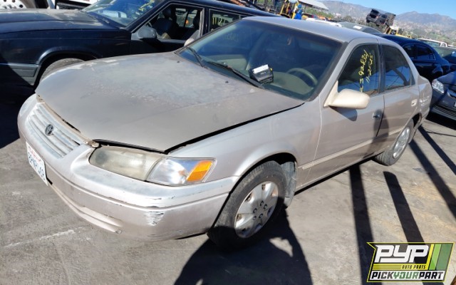 1998 TOYOTA CAMRY partes disponibles