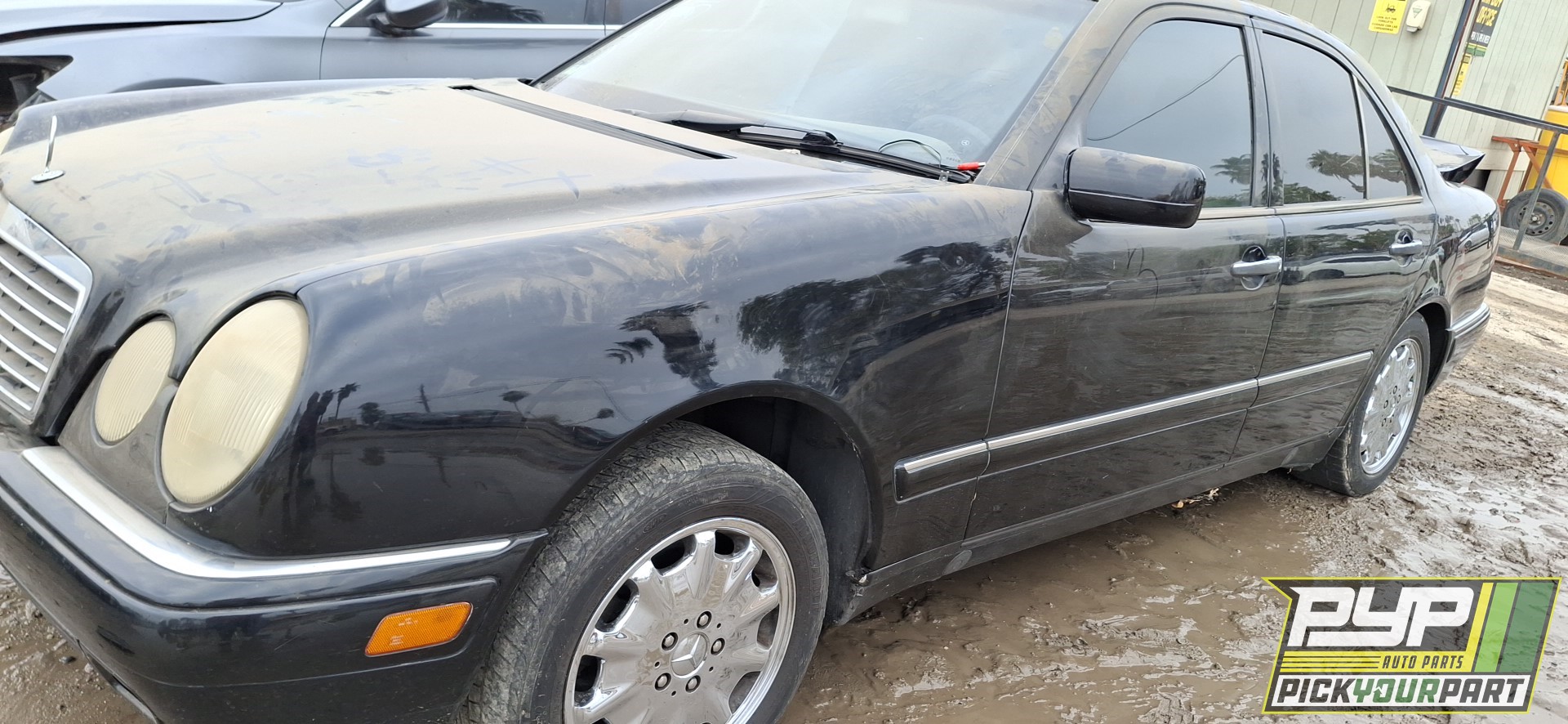 1998 MERCEDES-BENZ E320 partes disponibles