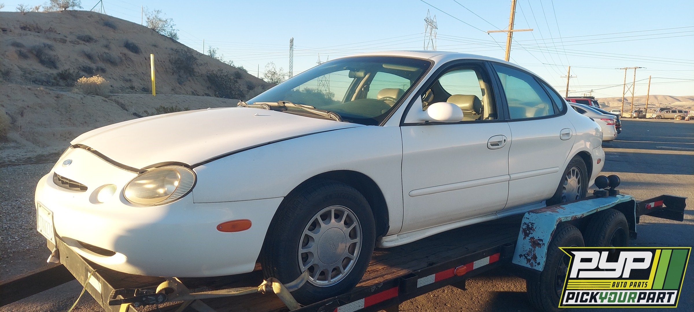 1996 FORD TAURUS available for parts