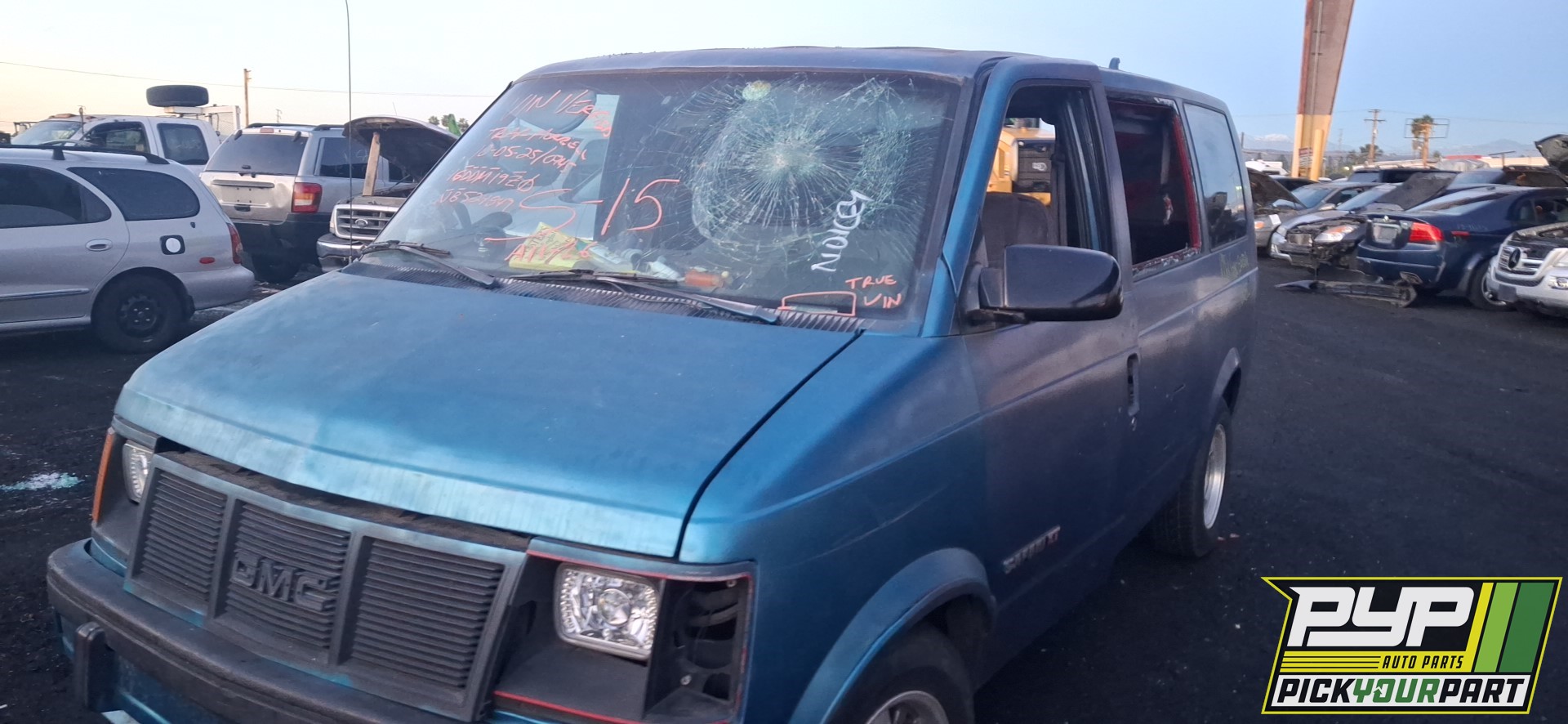 1992 GMC SAFARI available for parts