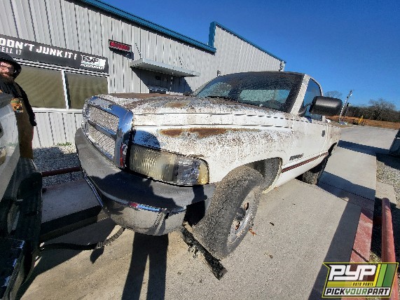 1995 DODGE RAM 1500 available for parts