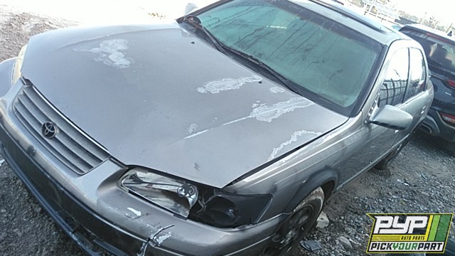 1998 TOYOTA CAMRY partes disponibles