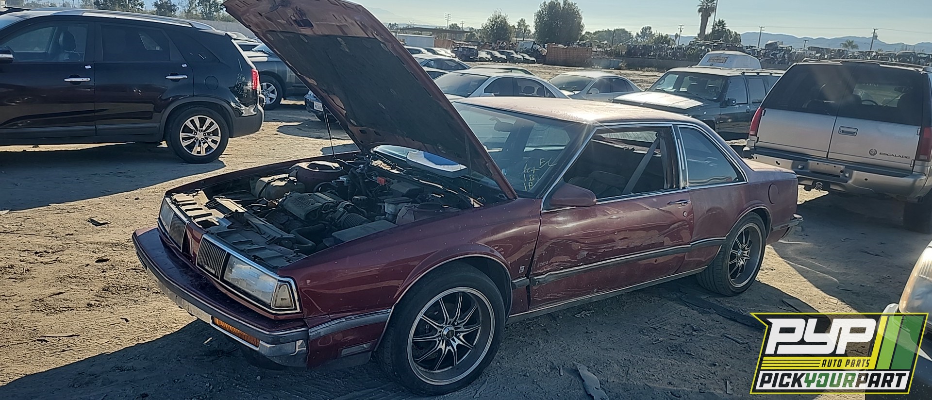 1989 OLDSMOBILE DELTA 88 available for parts