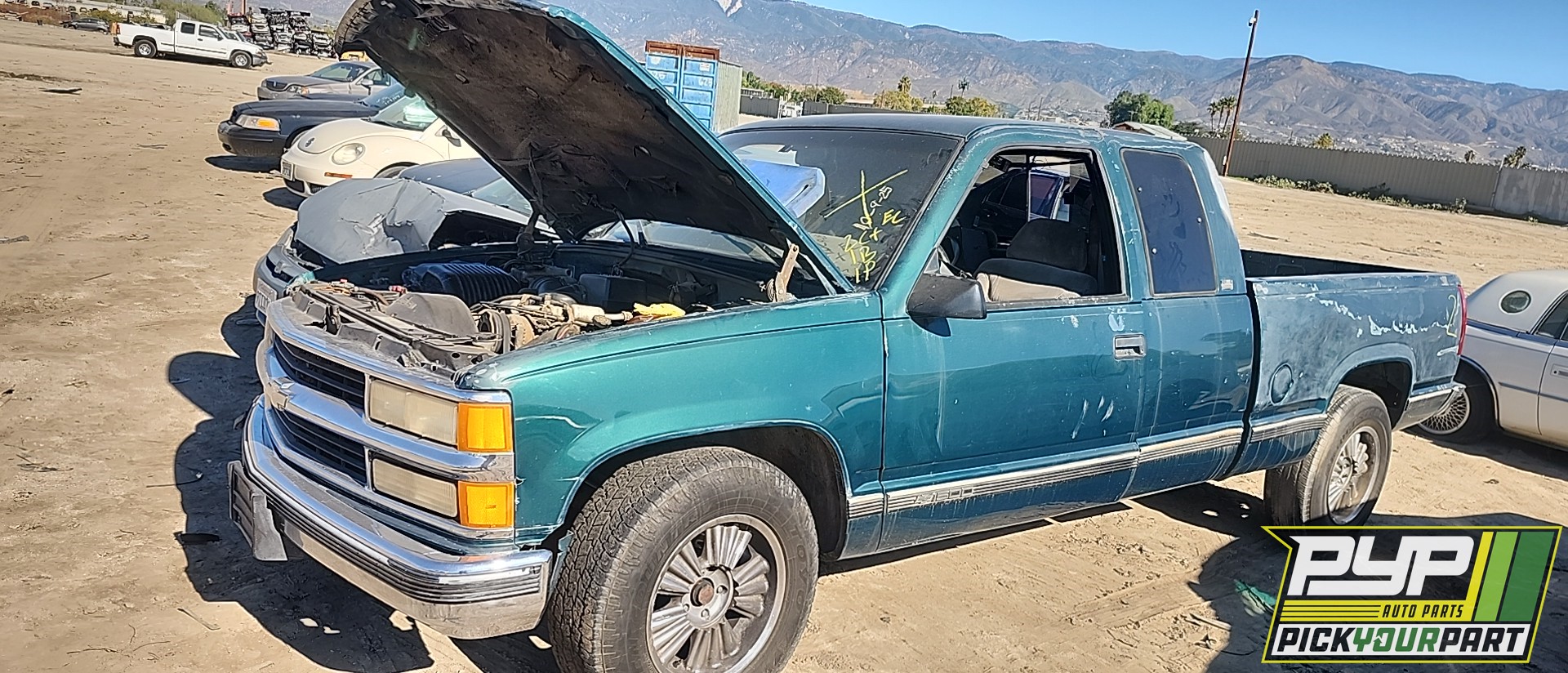 1997 CHEVROLET C1500 available for parts