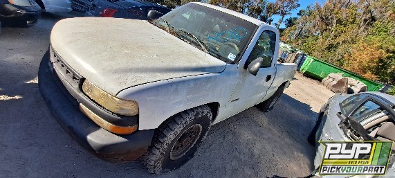 2001 CHEVROLET SILVERADO 1500 available for parts