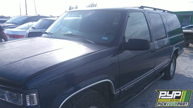 1999 CHEVROLET C1500 SUBURBAN available for parts