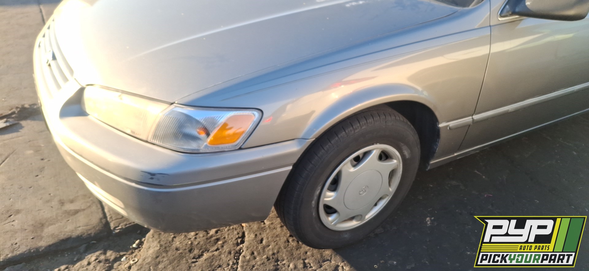 1997 TOYOTA CAMRY available for parts