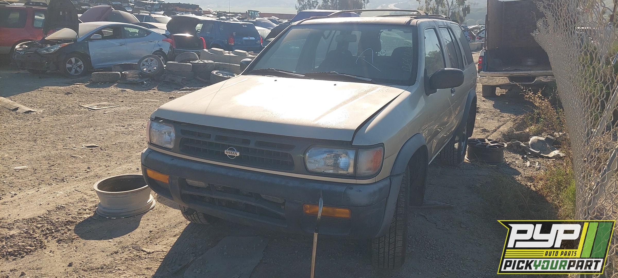 1997 NISSAN PATHFINDER partes disponibles