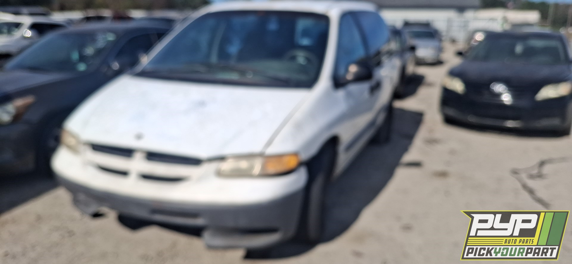 1999 DODGE CARAVAN available for parts