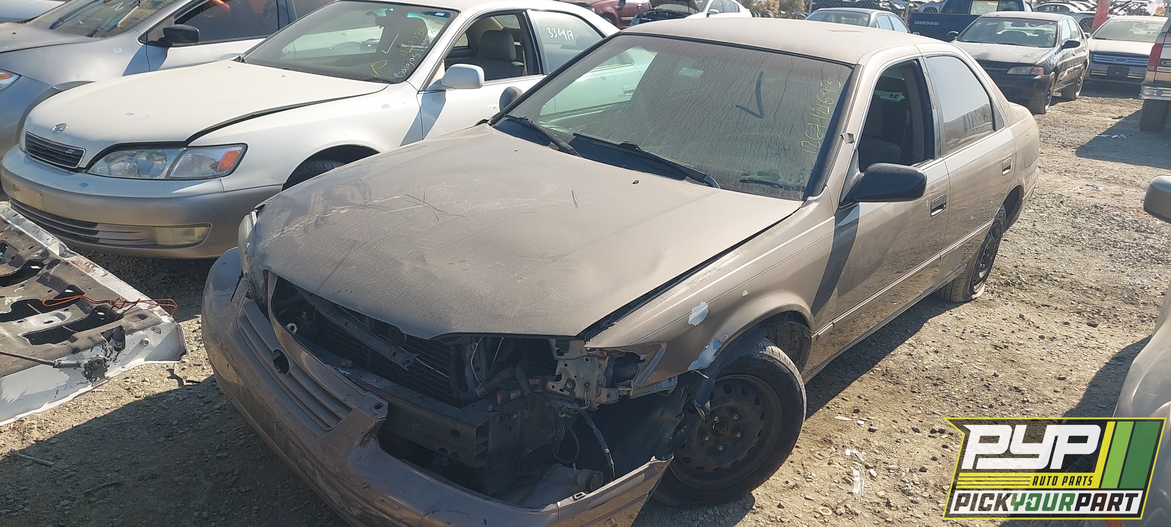 1999 TOYOTA CAMRY available for parts