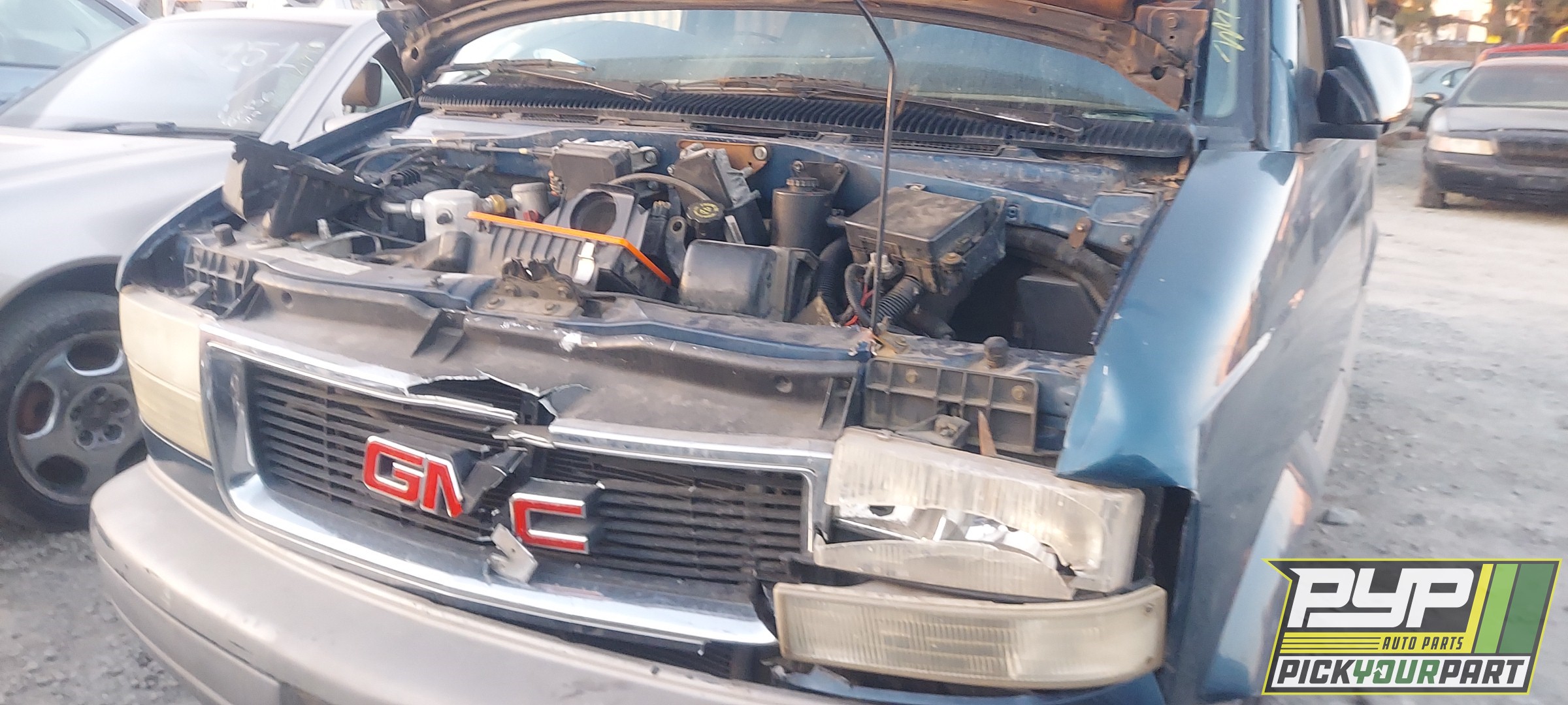 2001 GMC SAFARI available for parts