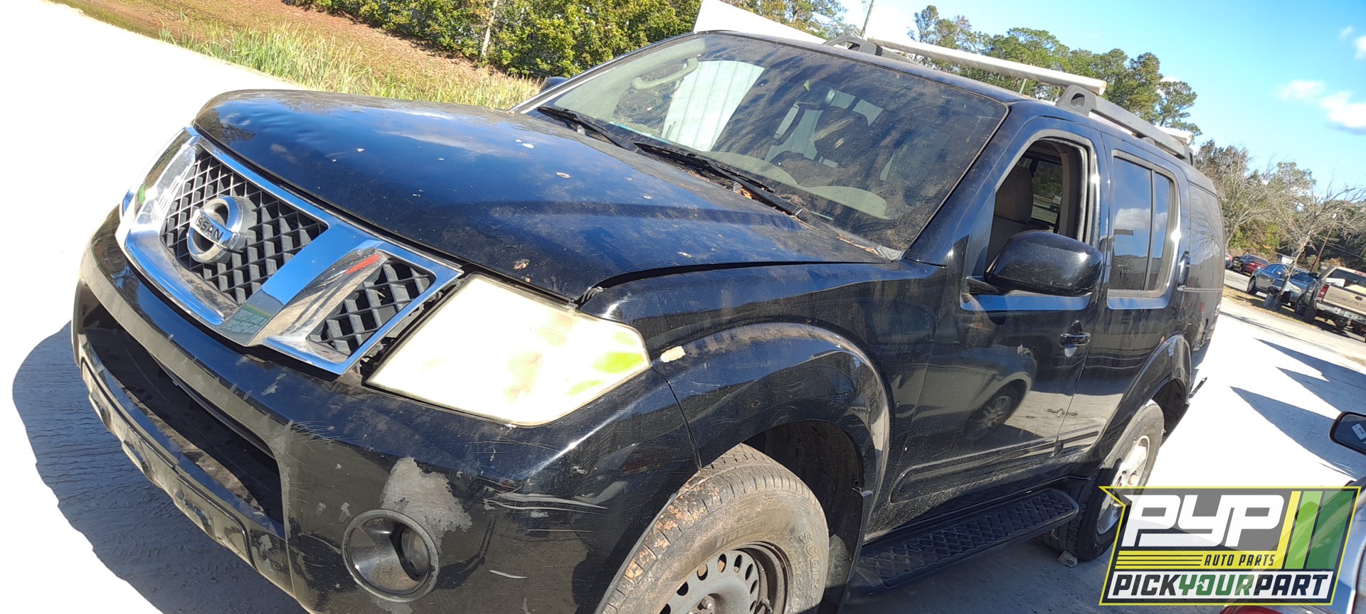 2011 NISSAN PATHFINDER available for parts