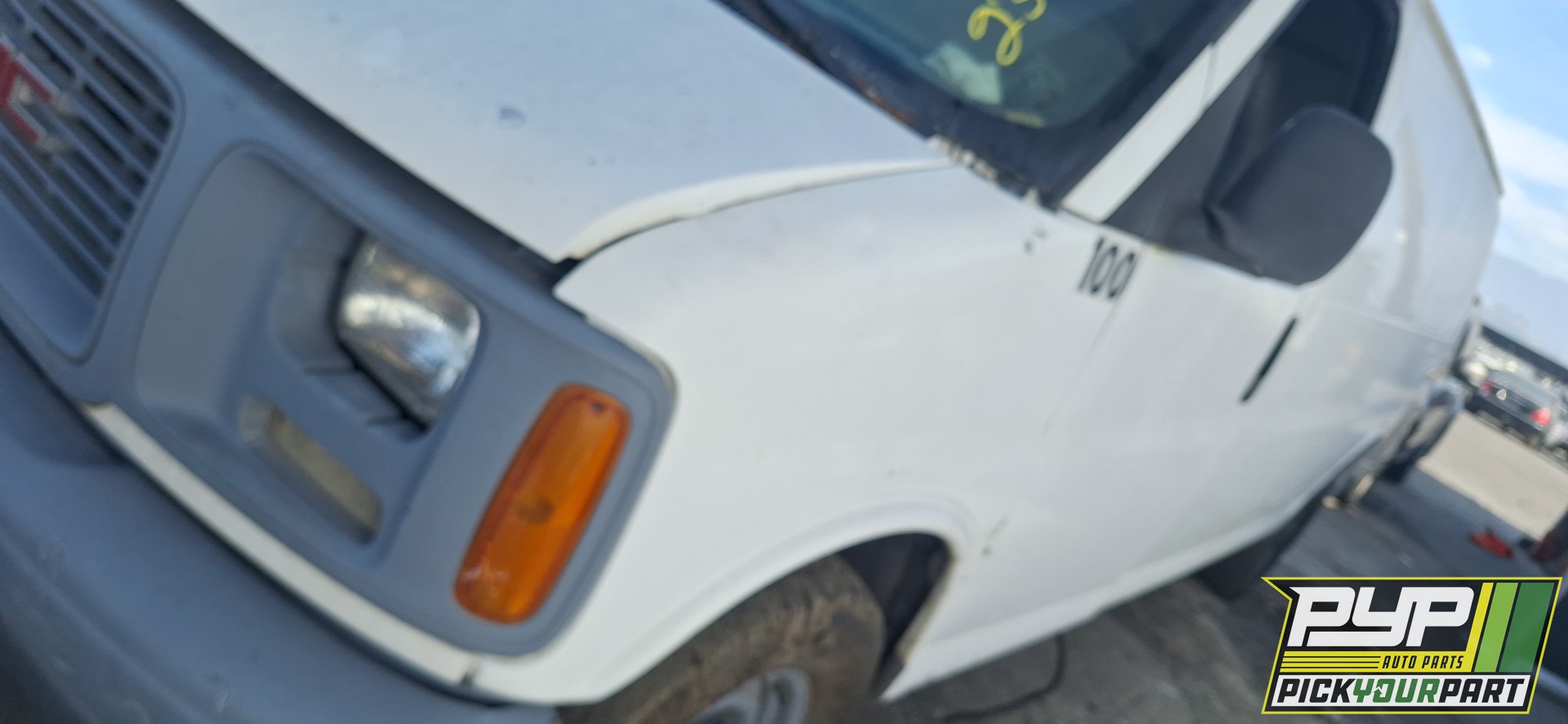 1998 GMC SAVANA 3500 available for parts