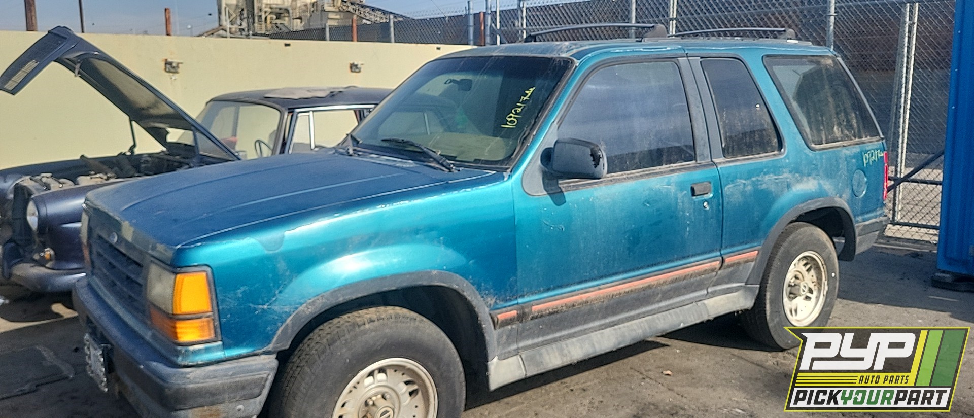 1994 FORD EXPLORER available for parts
