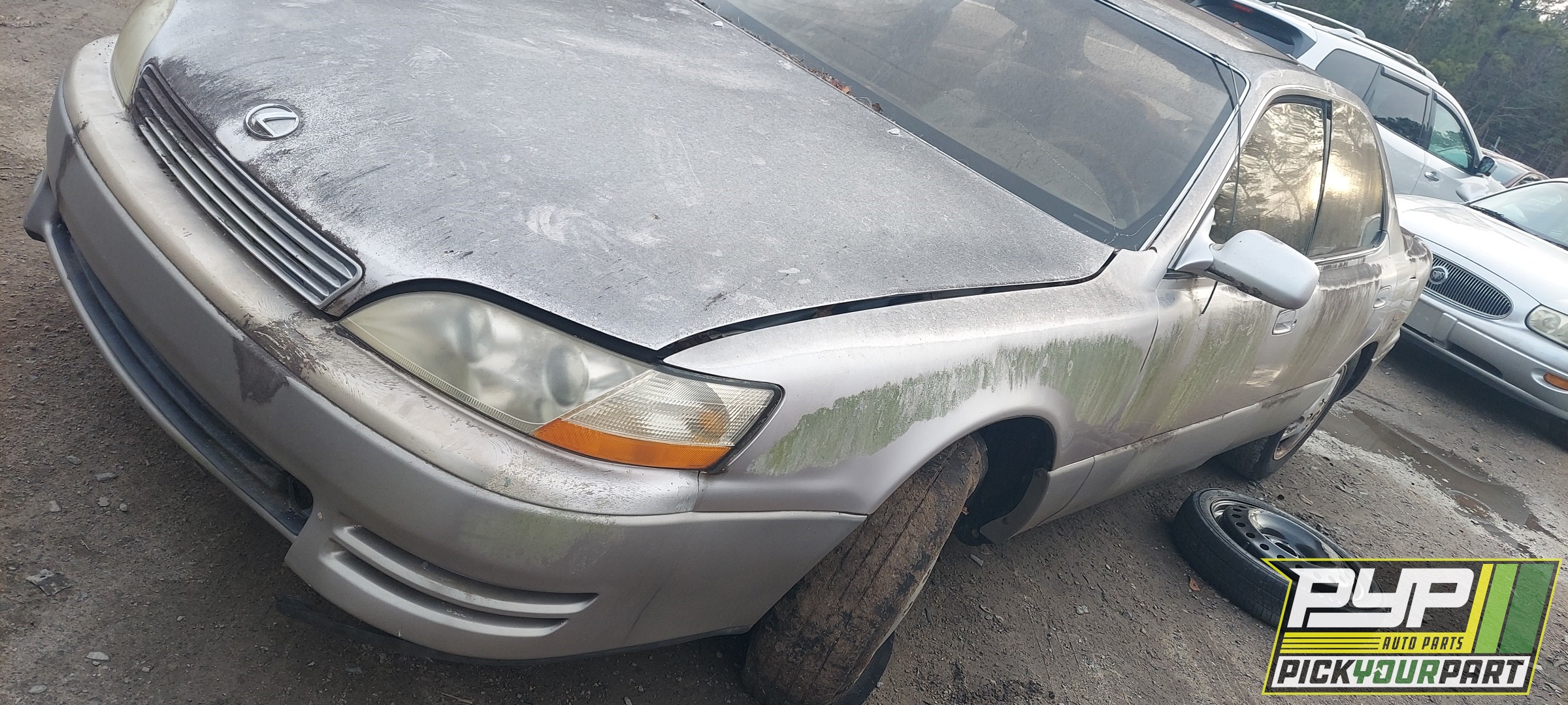 1994 LEXUS ES300 available for parts