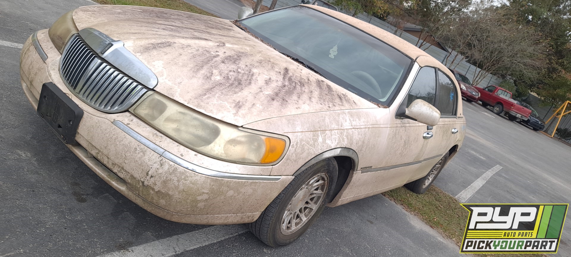 1998 LINCOLN TOWN CAR partes disponibles