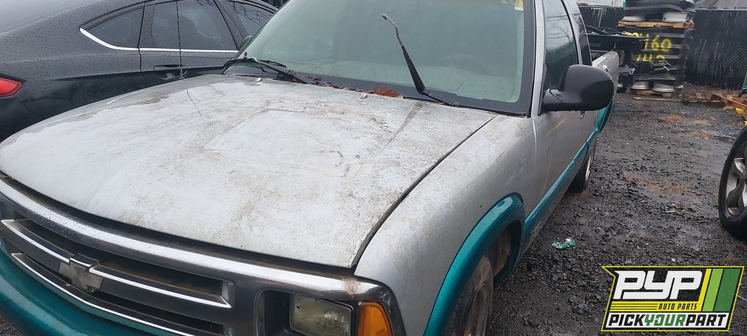 1996 CHEVROLET S10 available for parts