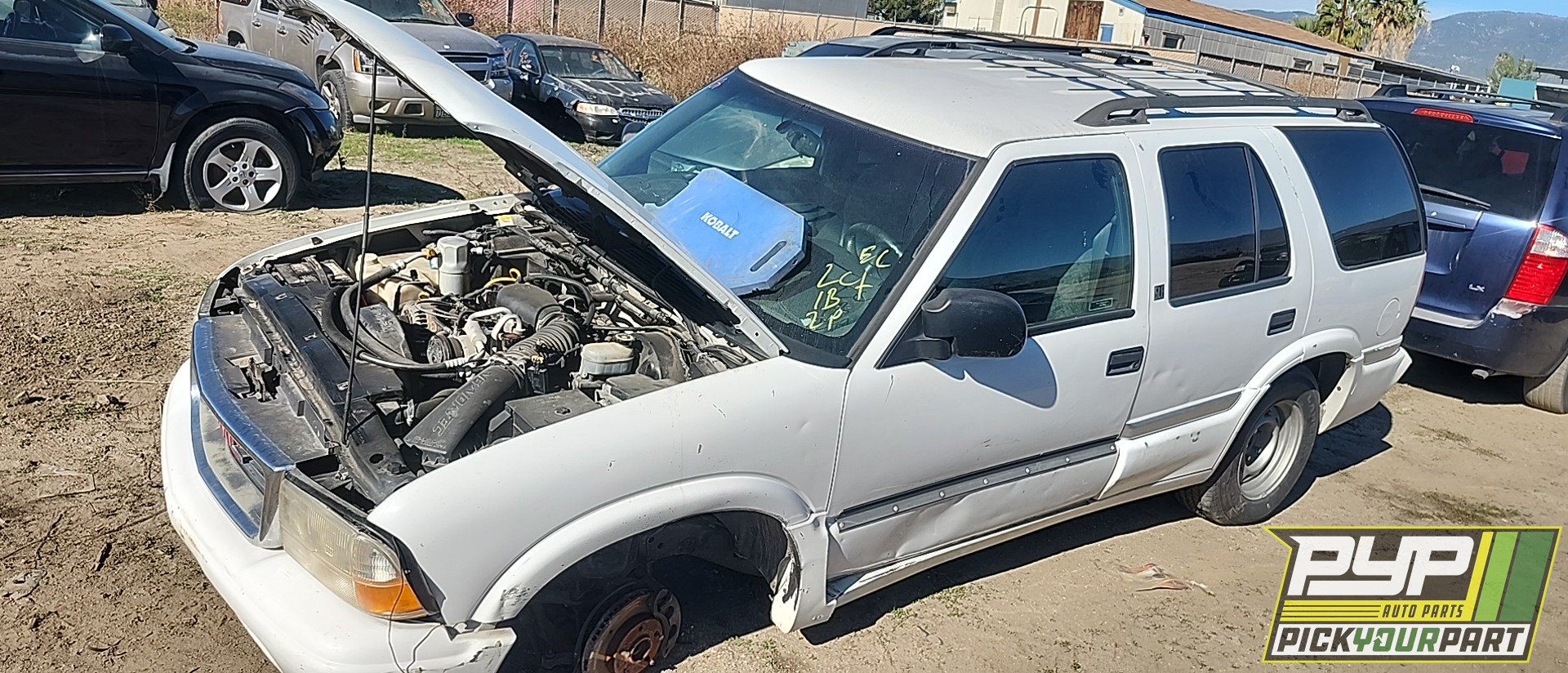 1999 GMC JIMMY available for parts