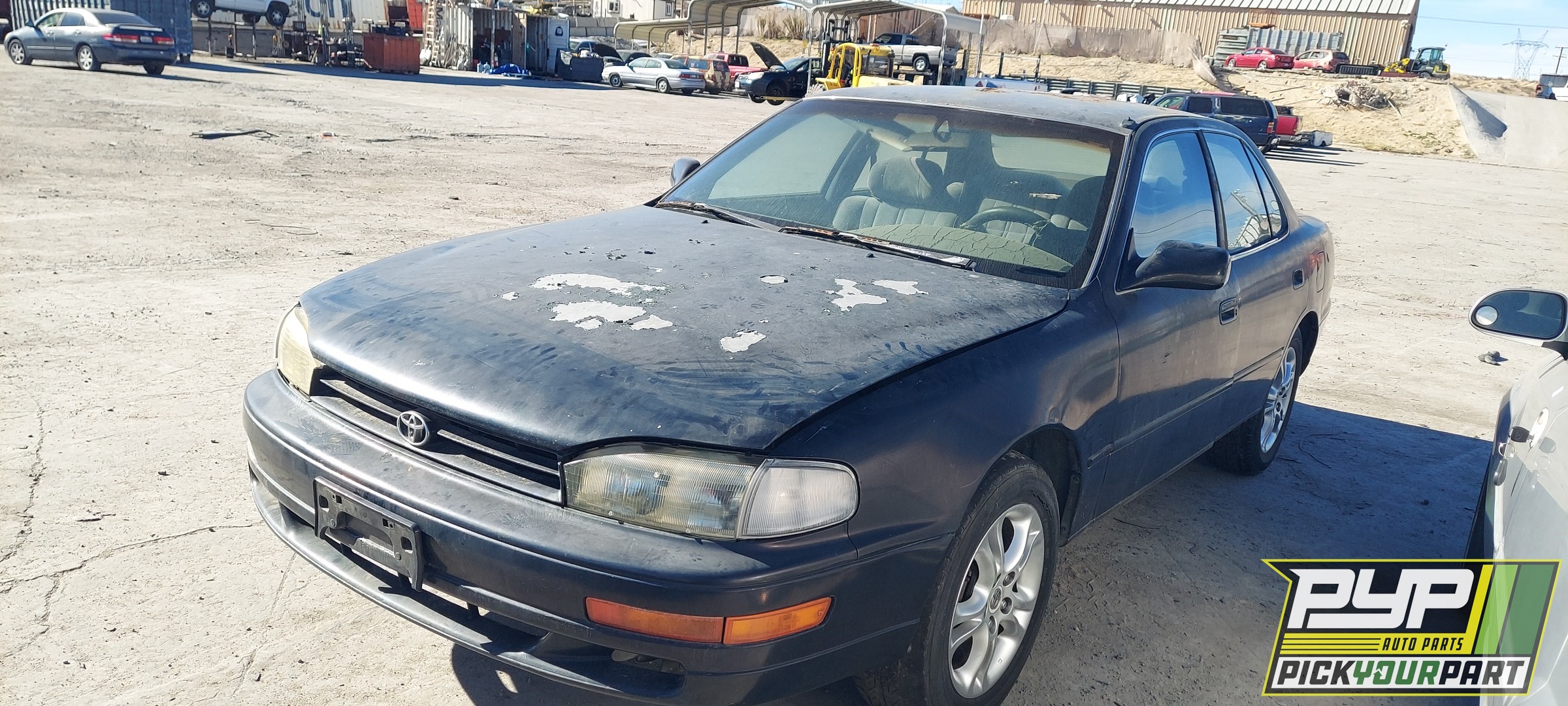 1992 TOYOTA CAMRY available for parts