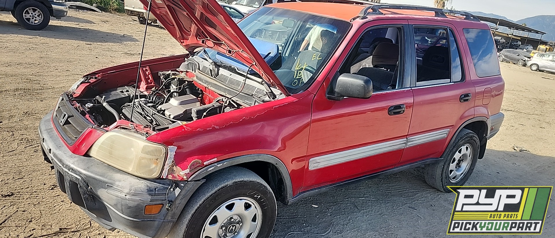 1999 HONDA CR-V available for parts