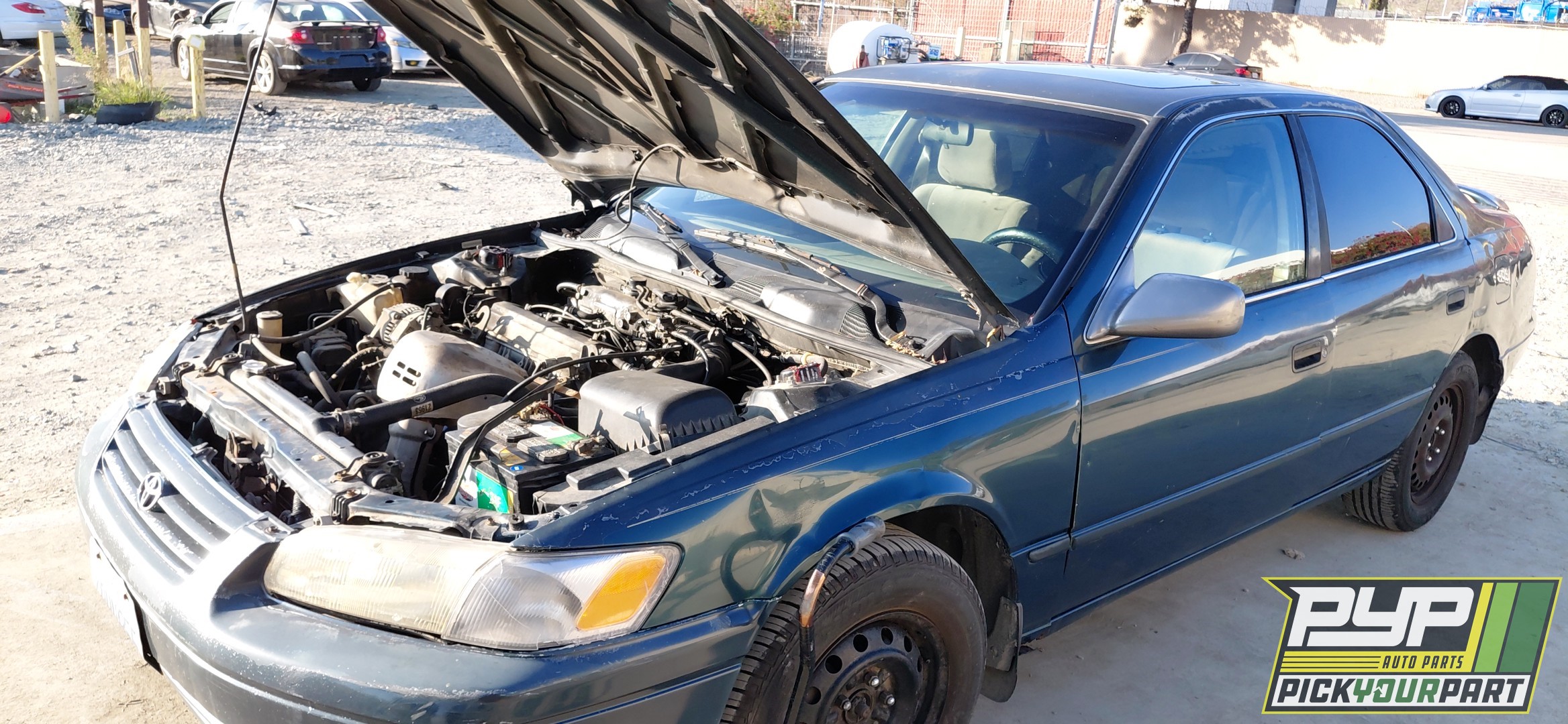 1998 TOYOTA CAMRY available for parts