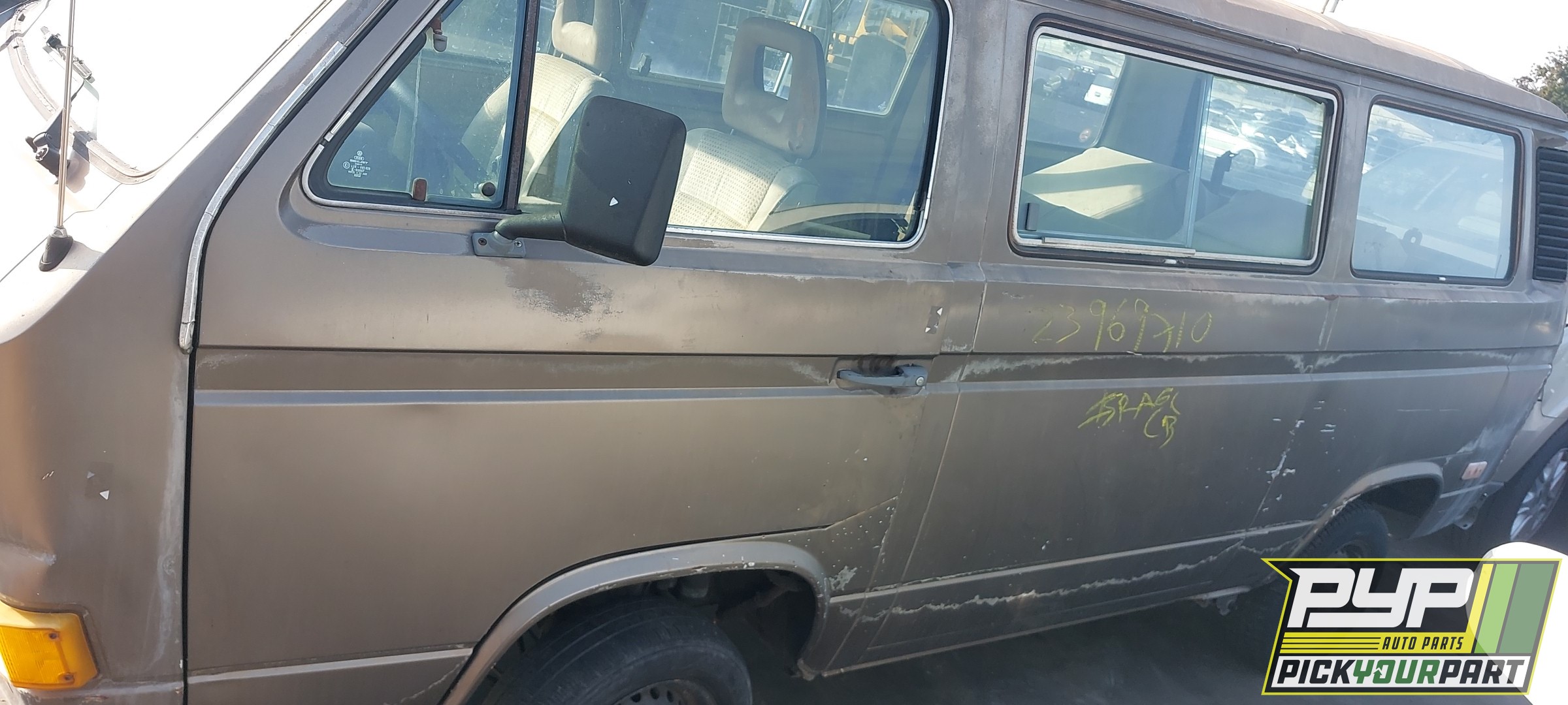 1984 VOLKSWAGEN VANAGON partes disponibles