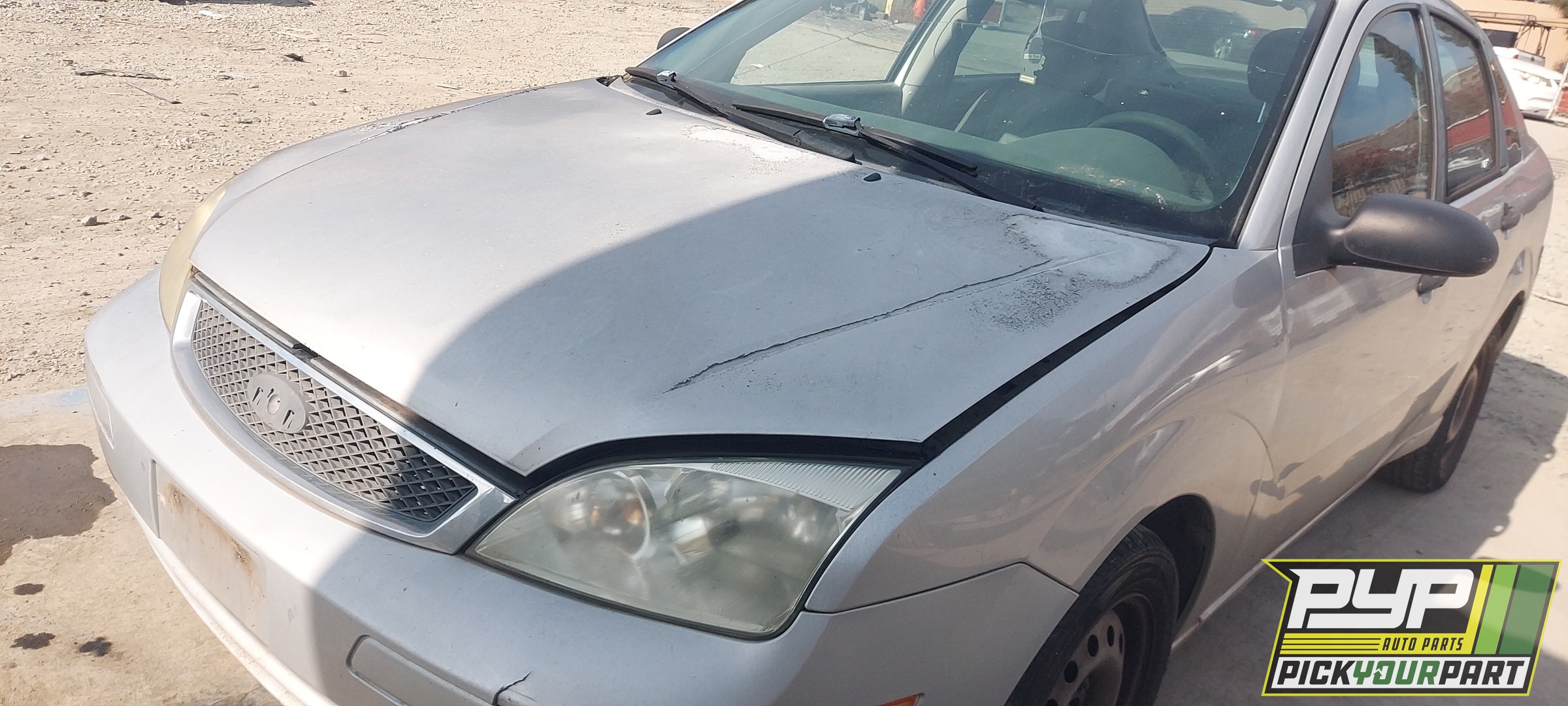 2005 FORD FOCUS available for parts