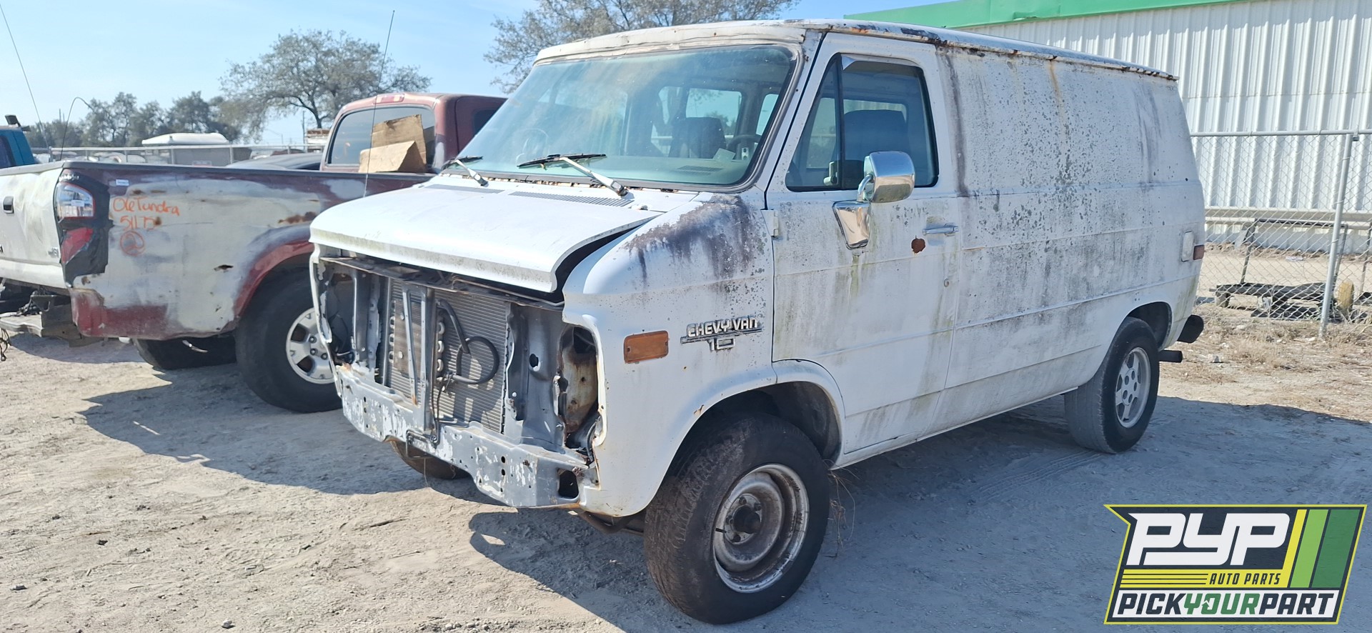 1995 CHEVROLET G10 available for parts