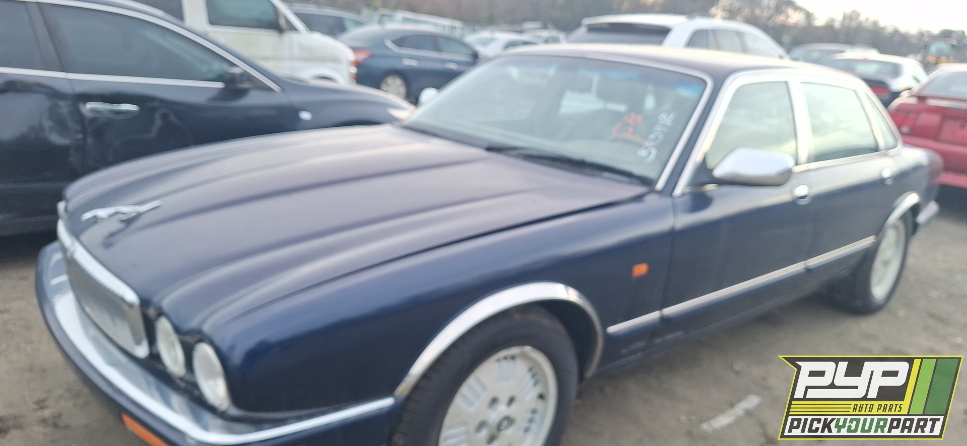 1995 JAGUAR VANDEN PLAS available for parts