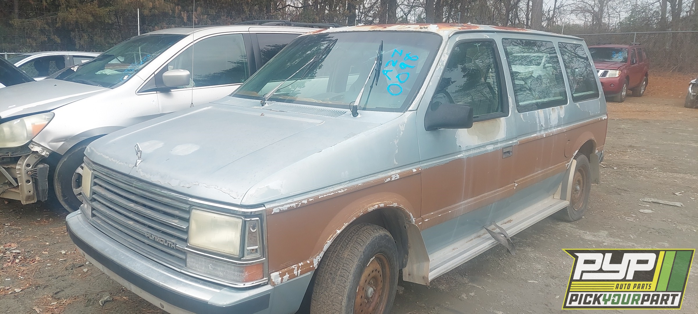 1990 PLYMOUTH VOYAGER available for parts