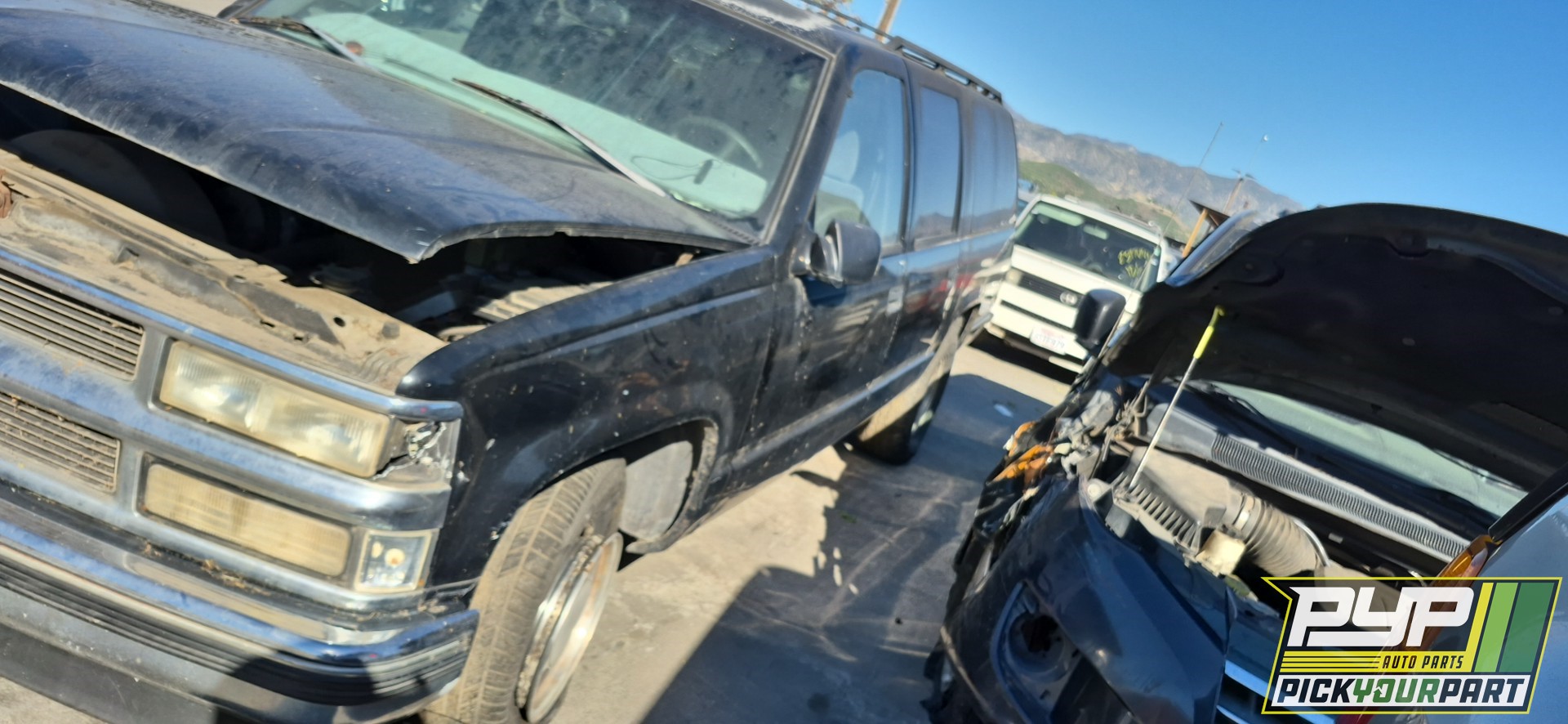 1999 CHEVROLET C1500 SUBURBAN partes disponibles