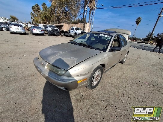 1998 SATURN SL2 available for parts