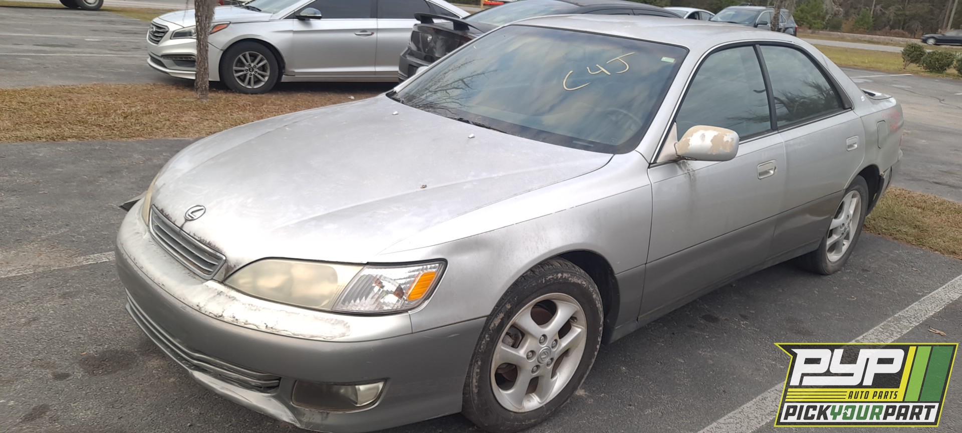 2001 LEXUS ES300 partes disponibles
