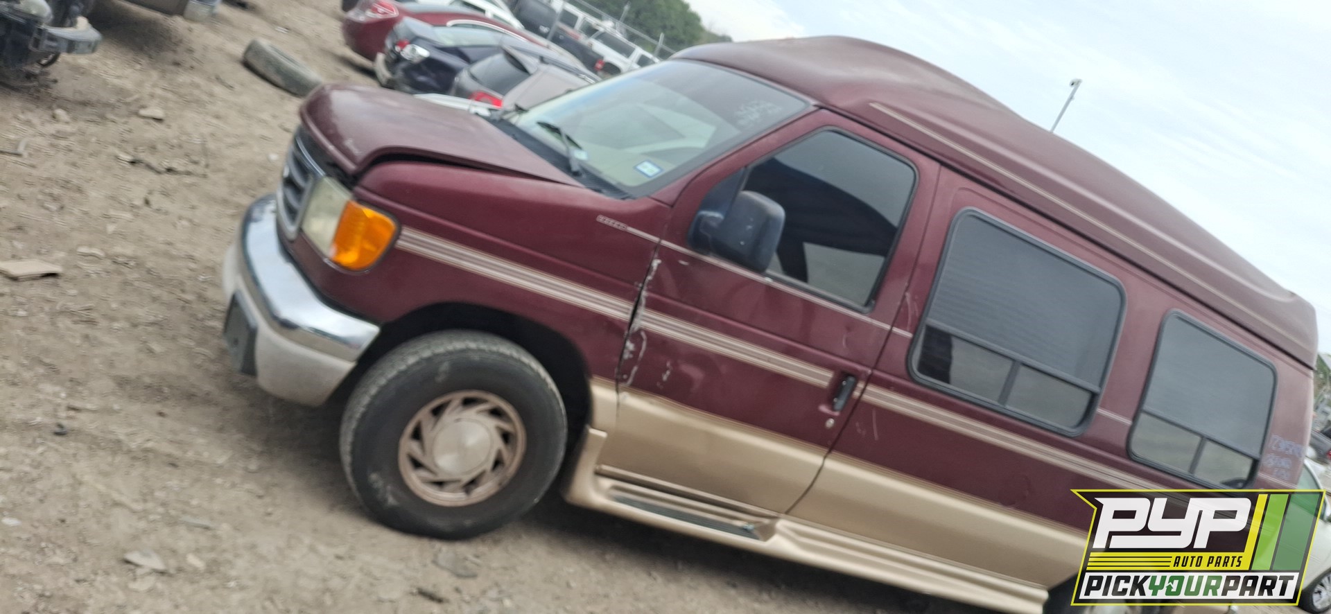 2003 FORD E-150 available for parts