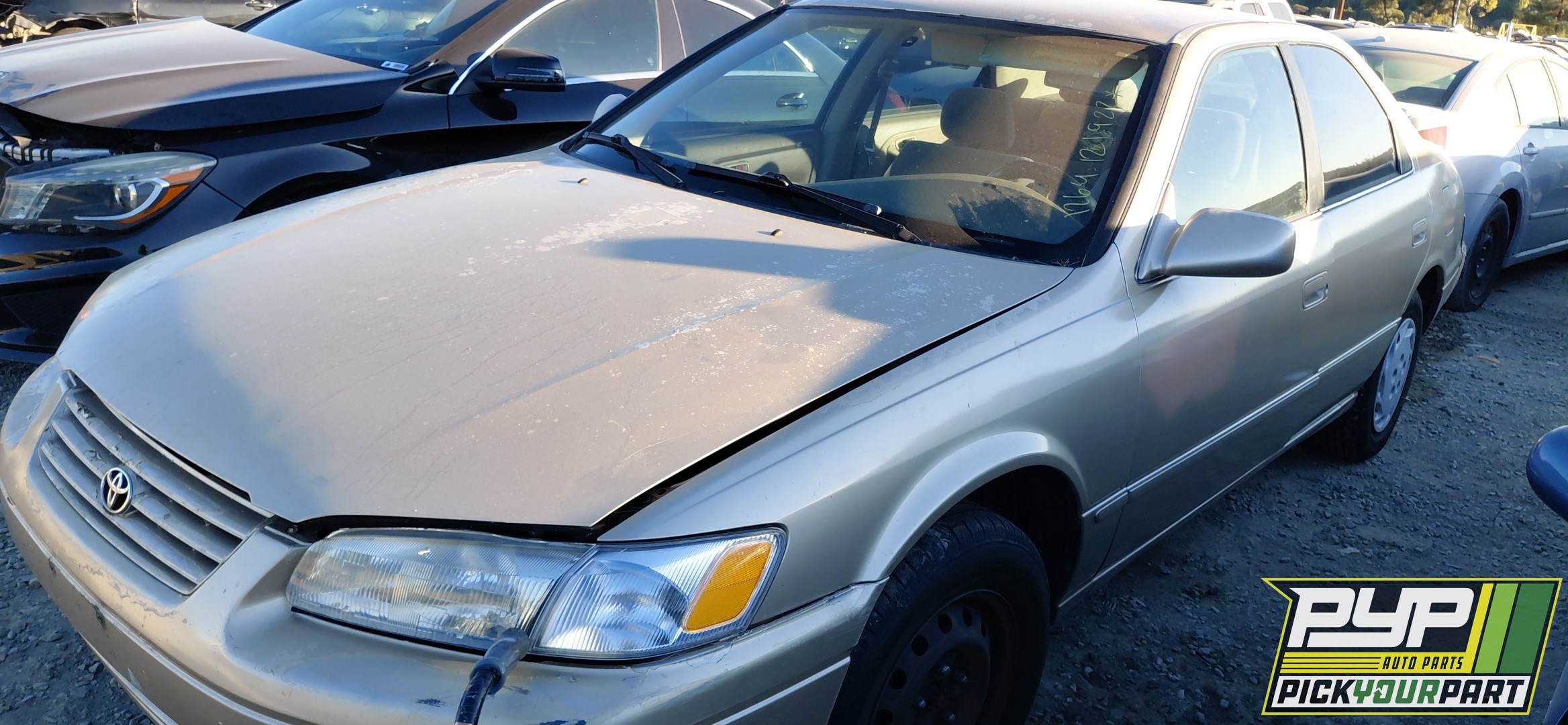 1999 TOYOTA CAMRY available for parts