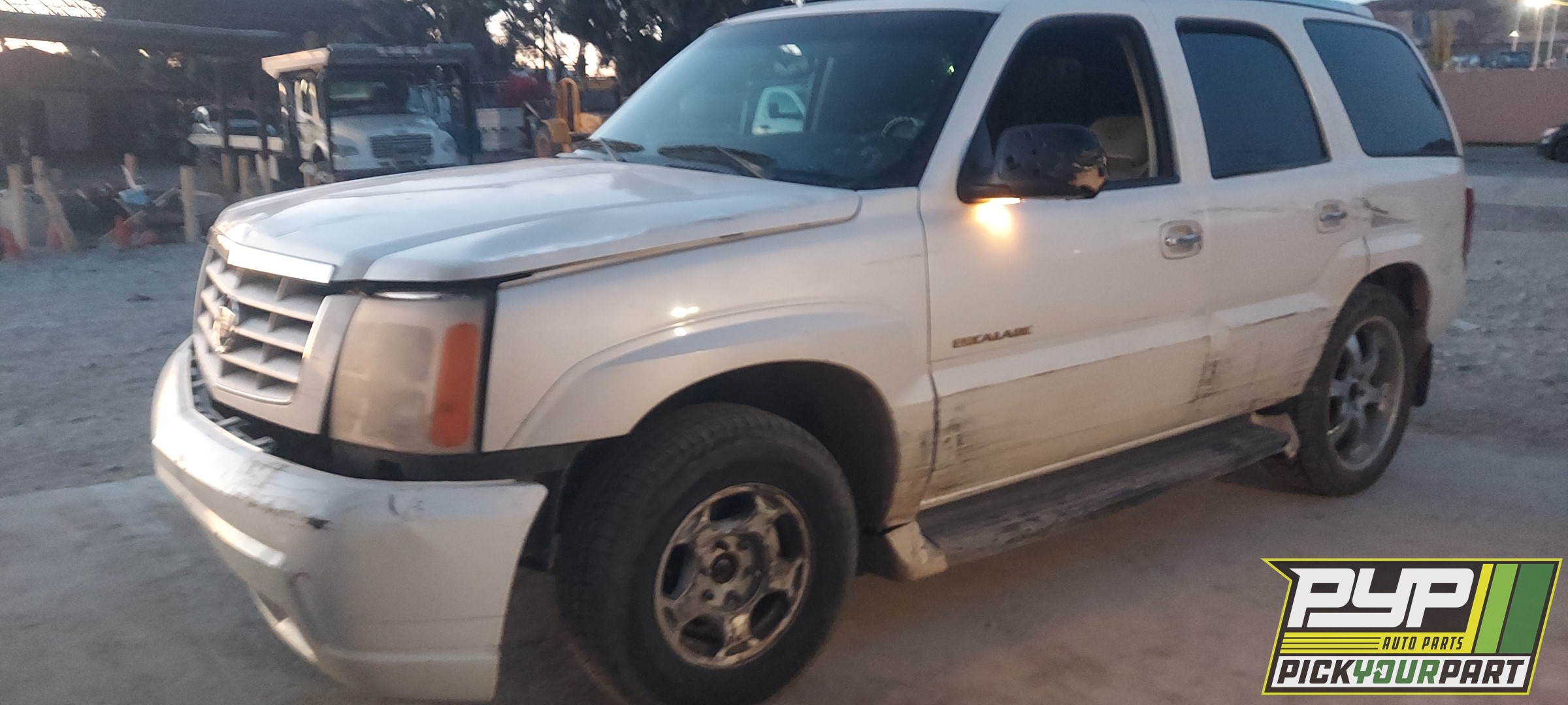 2002 CADILLAC ESCALADE available for parts