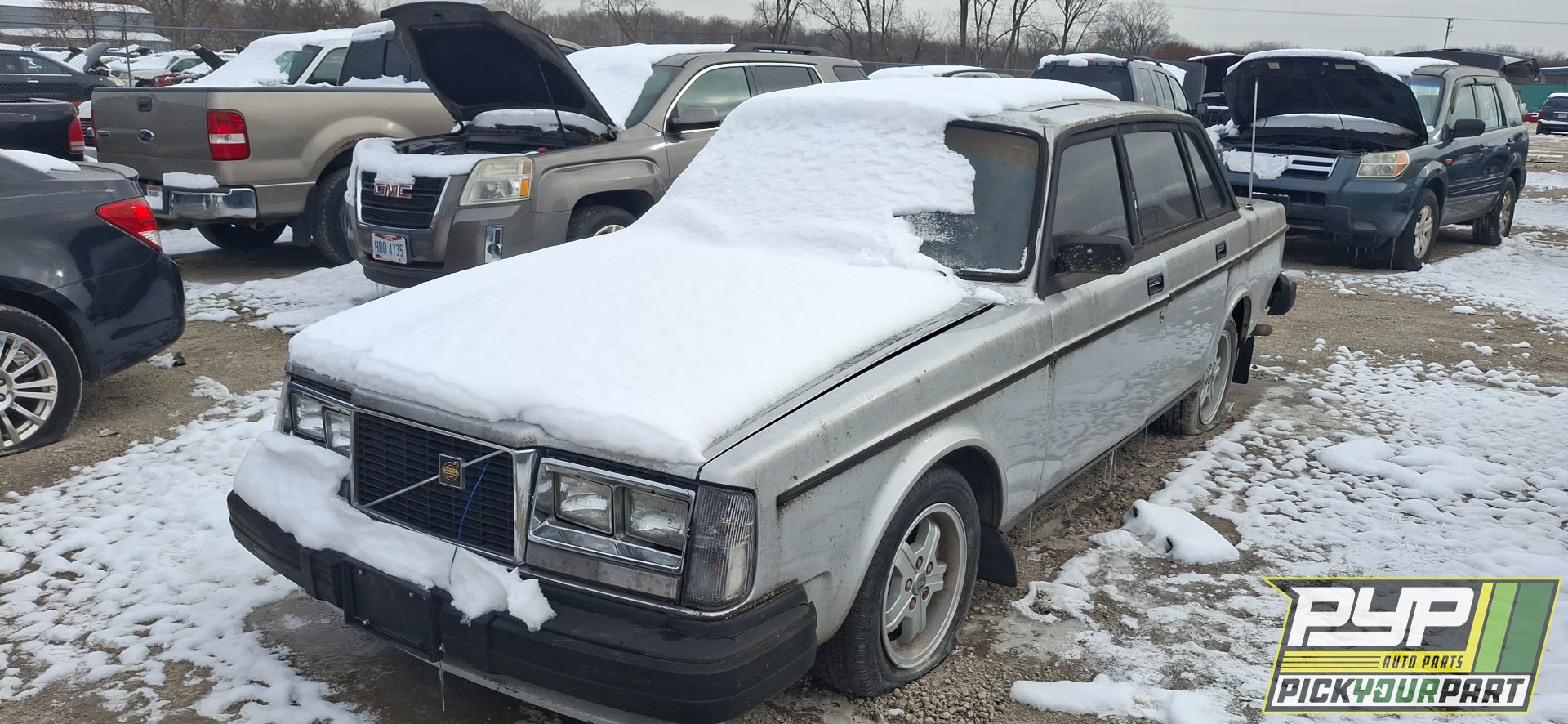 1981 VOLVO 244 partes disponibles