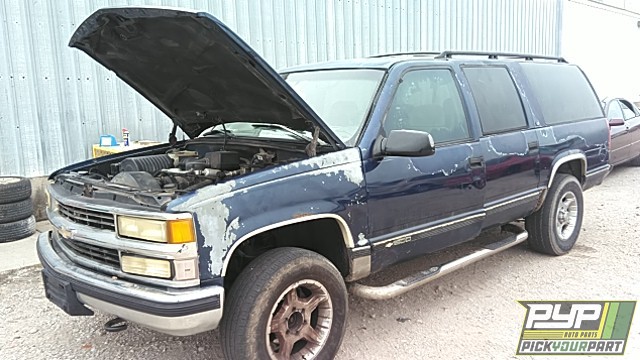 1998 CHEVROLET K1500 SUBURBAN available for parts