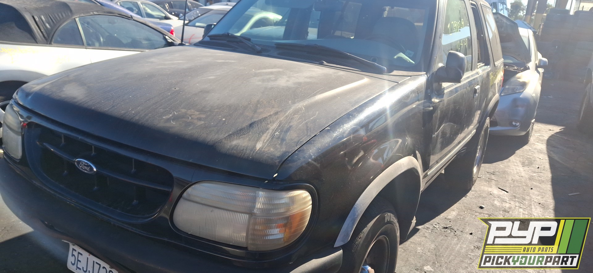 1995 FORD EXPLORER available for parts