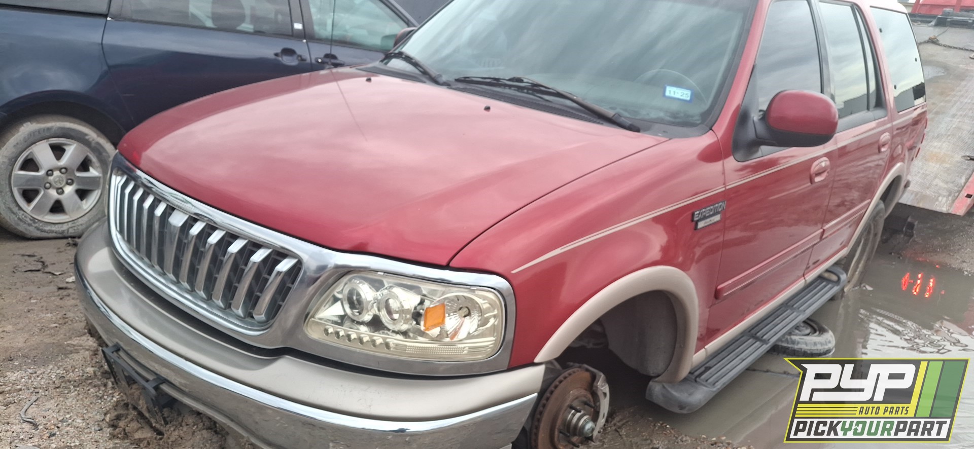 1997 FORD EXPEDITION available for parts