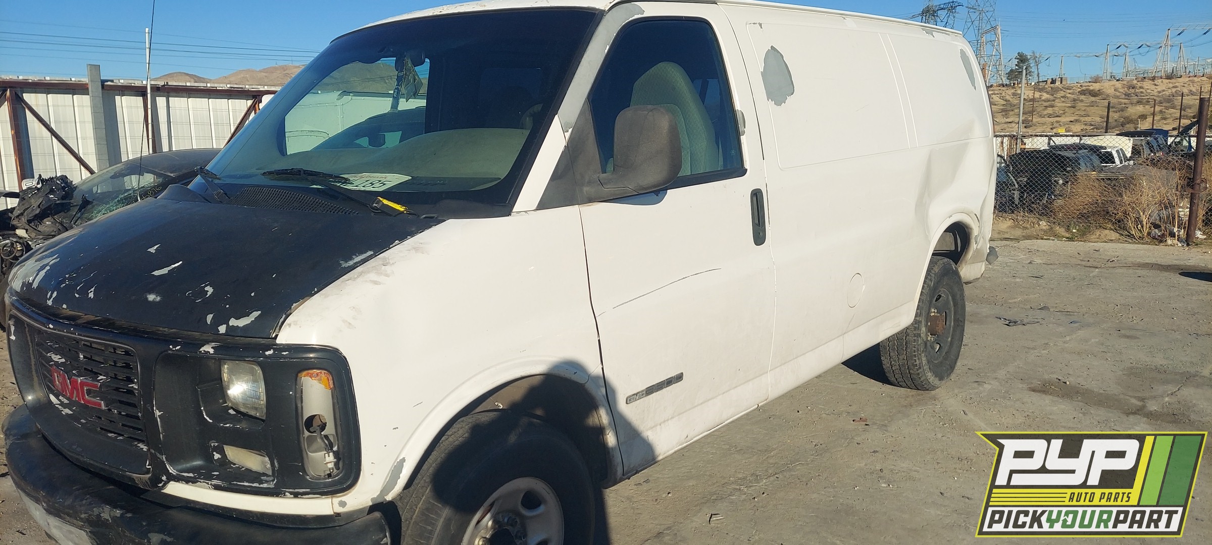 1999 GMC SAVANA 3500 available for parts