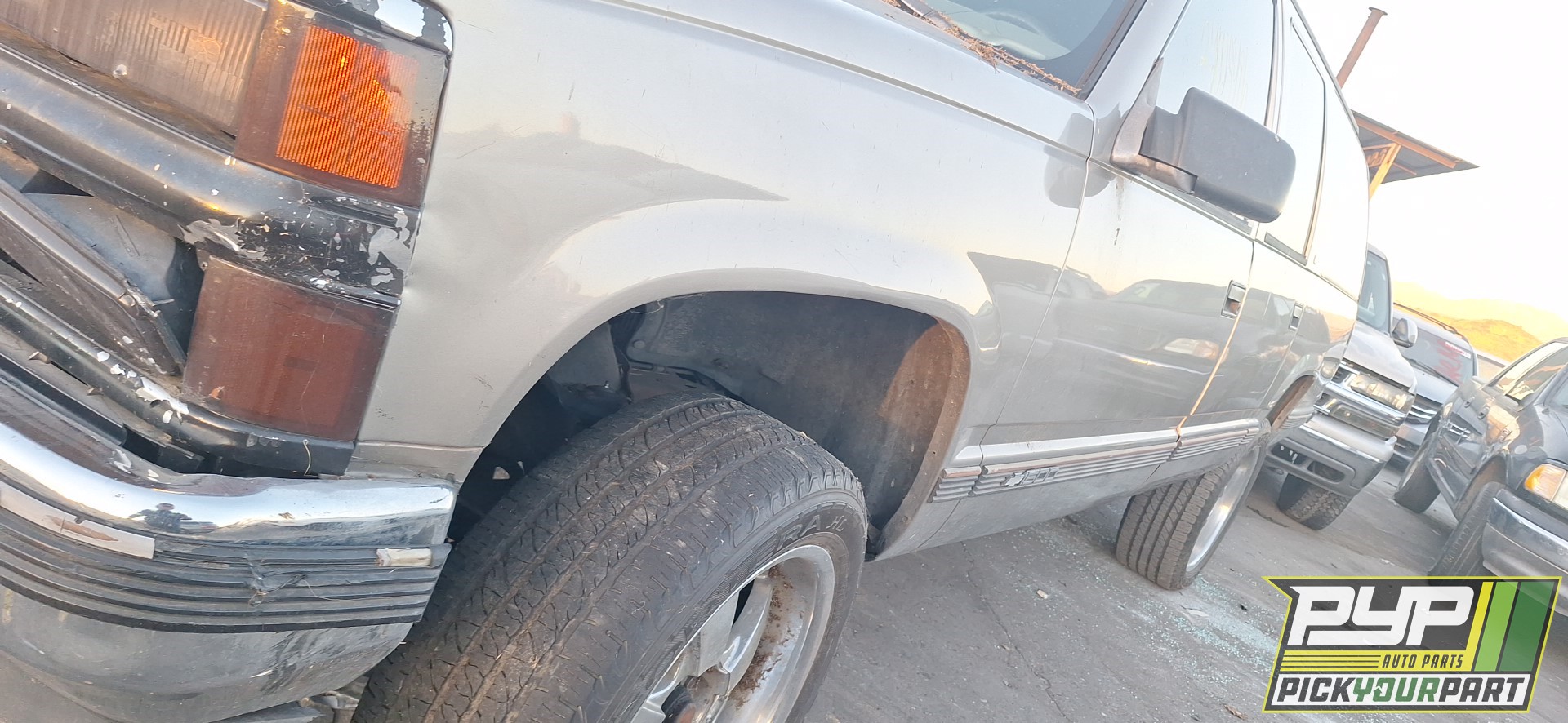 1999 CHEVROLET C1500 SUBURBAN partes disponibles