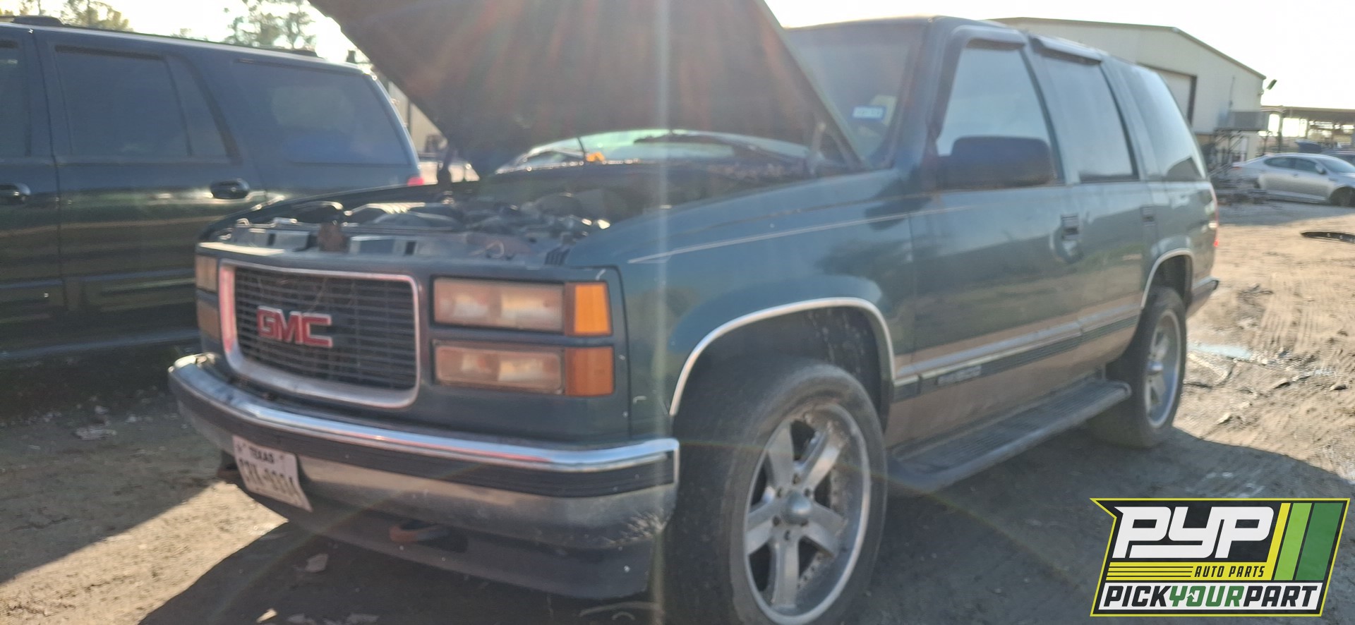 1997 GMC YUKON available for parts