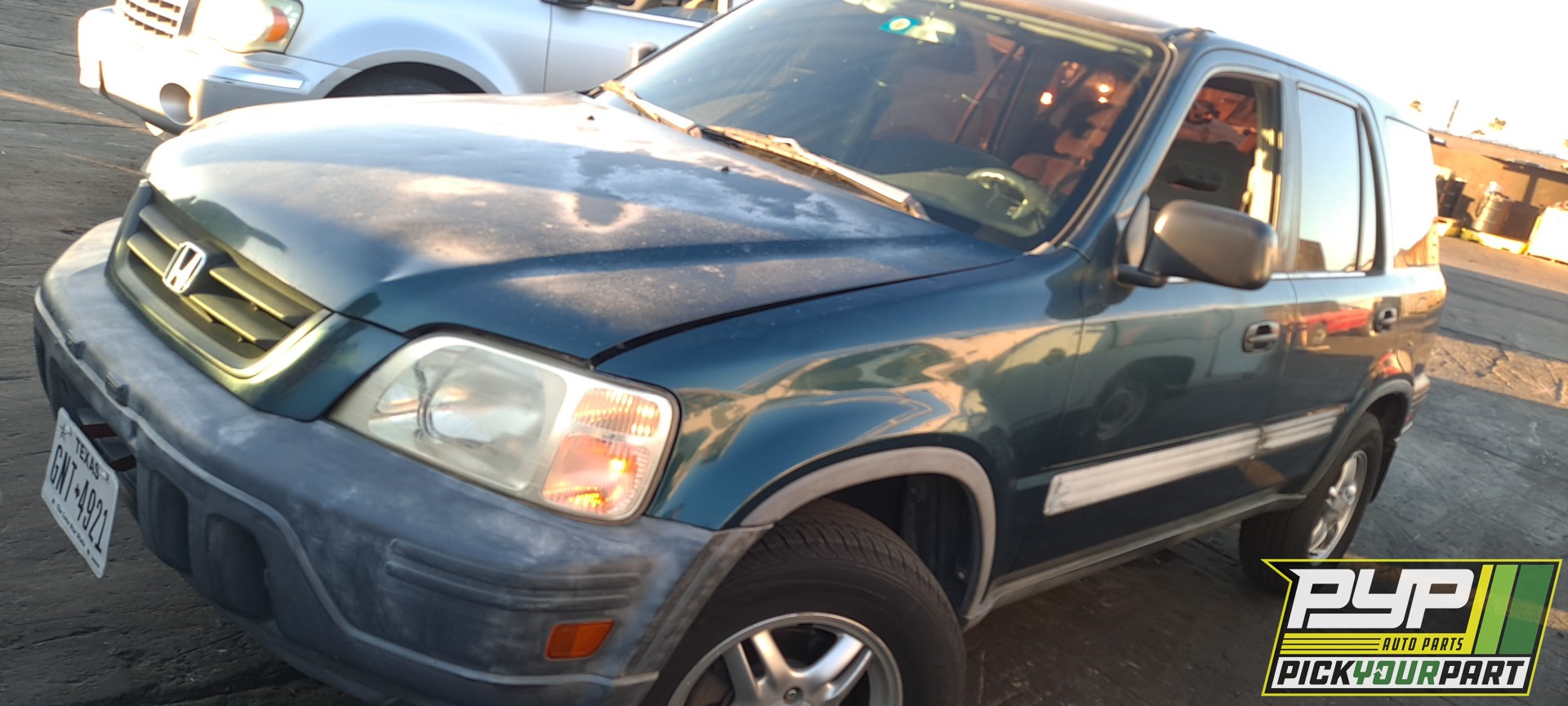 1997 HONDA CR-V available for parts