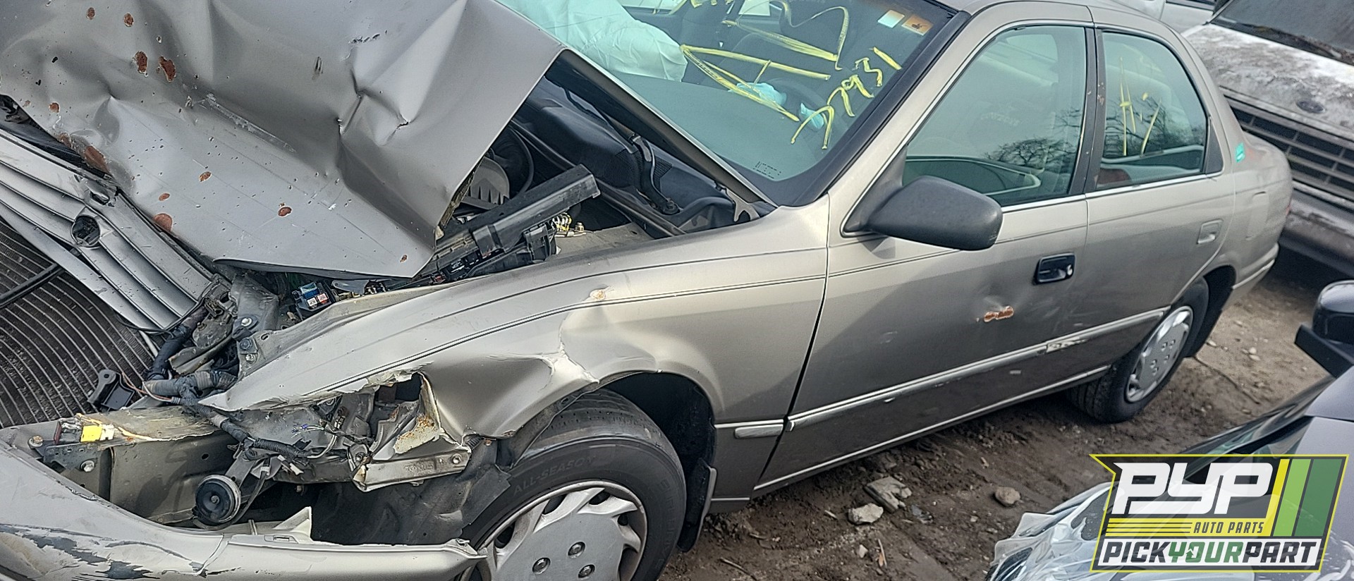 1999 TOYOTA CAMRY available for parts